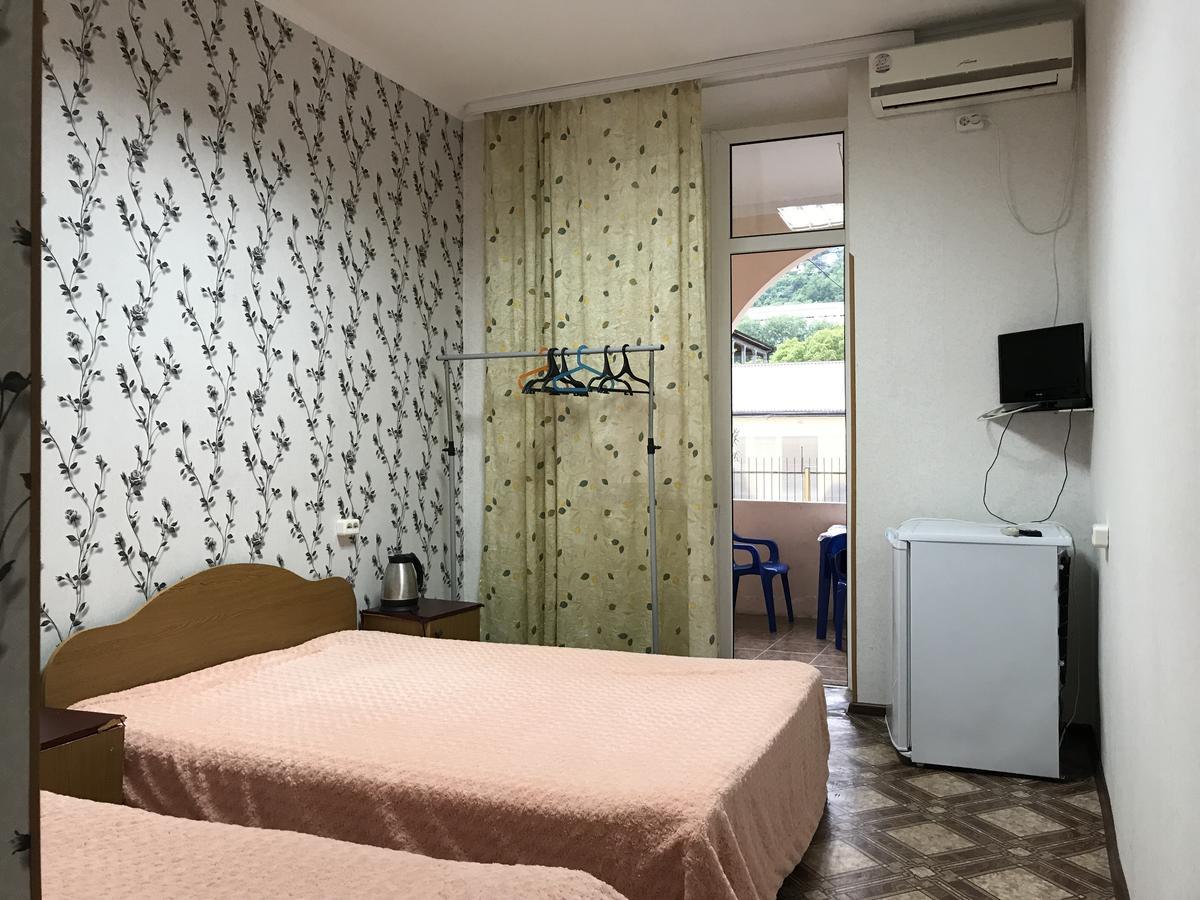 Davel Hotel Gagra Exterior photo