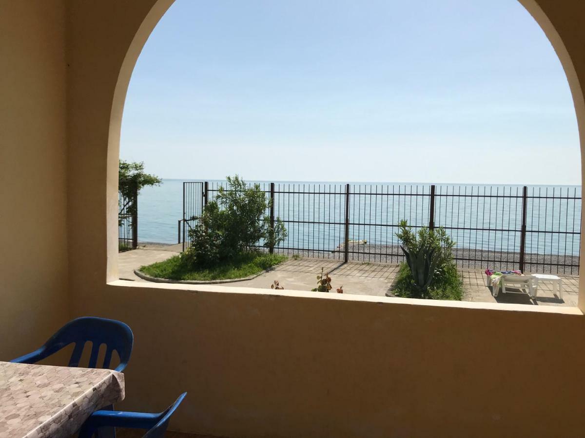 Davel Hotel Gagra Exterior photo