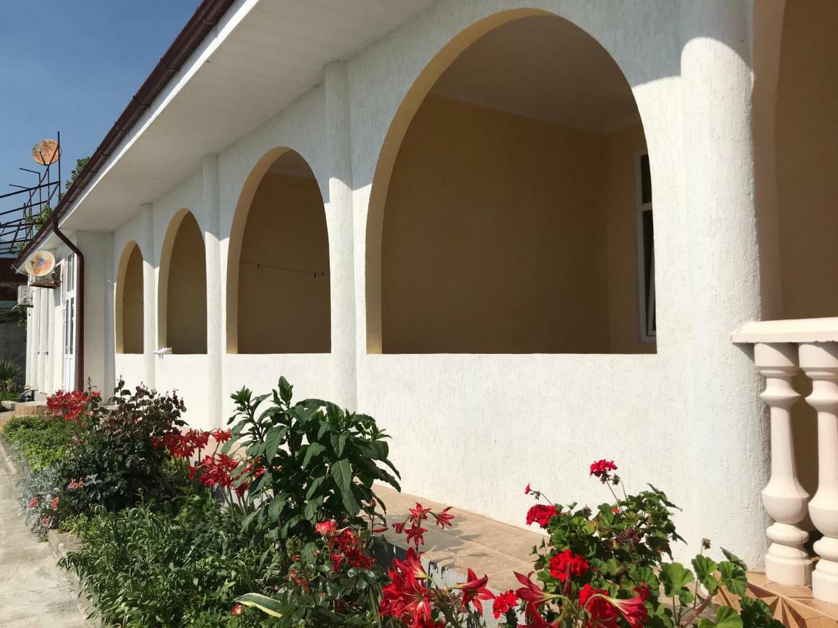 Davel Hotel Gagra Exterior photo